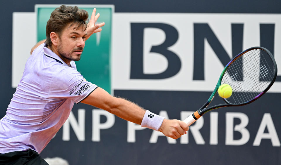 雷火电竞简介-意大利网球队绝地反击英国网球队，瓦林卡统治全场