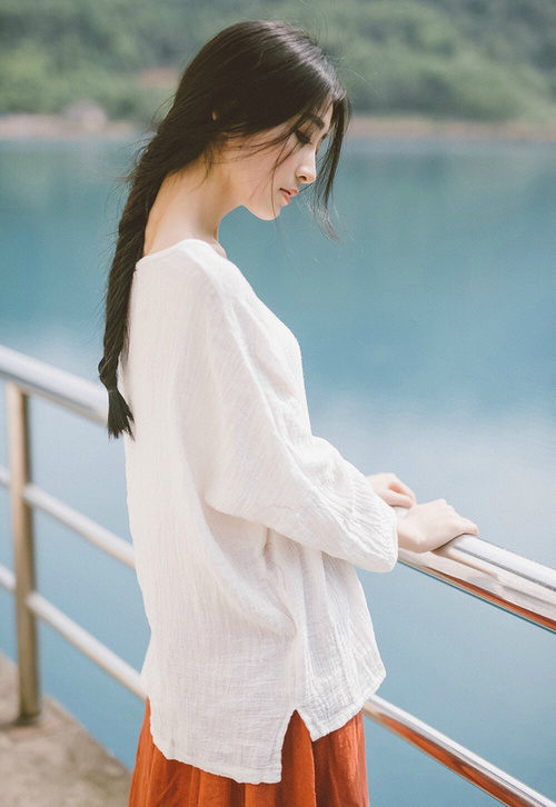 维尼修斯,攻防转换的核心引擎,马德里竞技如何踏平巴西足球的战术启示